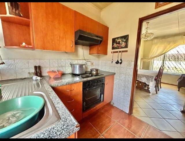 3 BEDROOM HOUSE FOR SALE IN MOROKA